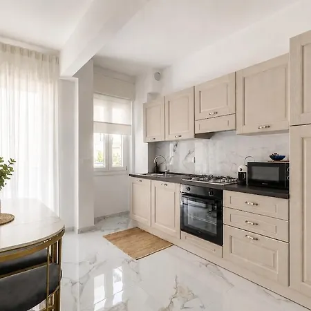 Nahara 10 Min To Apartman *